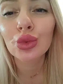 Stripchat Best Webcam of LadyLolyPop_