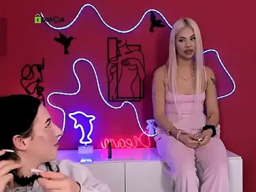 Stripchat Free Porn Cam of alexa_bonni