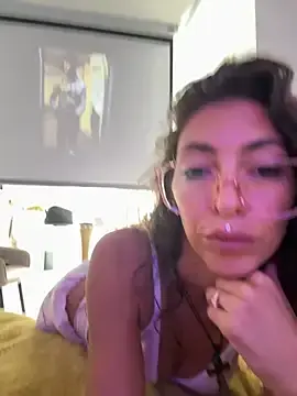Stripchat Live Sex Cam of Lalla_Amani