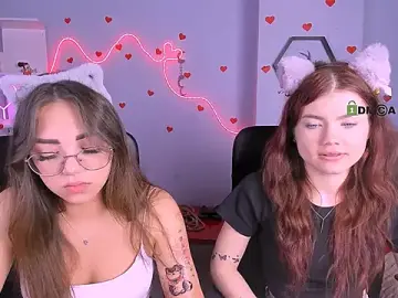 Stripchat Live Sex of kiki_swan