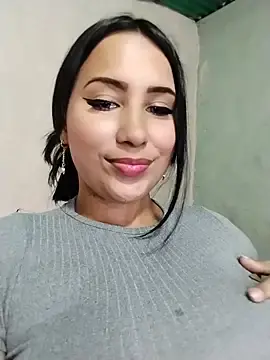 Stripchat Sex Cam of shantall_cute