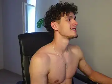 Stripchat Nude Webcam of Brad_Holloway