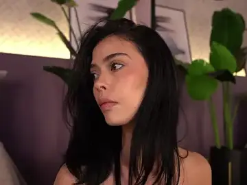 Stripchat Nude Webcam of ElleDiane