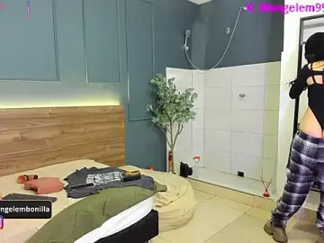 Stripchat Free Porn Cam of Fallen_Angel999777