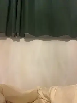 Stripchat Live Sex Cam of itsyourgirltee