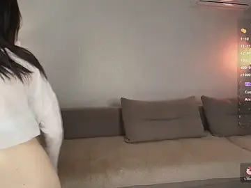 Stripchat Sex Cam of Petitekaya