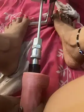 Stripchat Live Porn of HOTTY-TINA