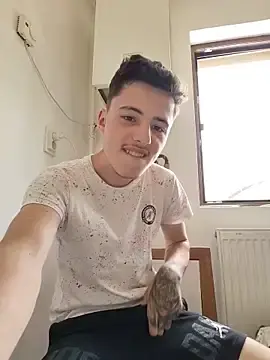 Stripchat Free Porn Cam of denysio89