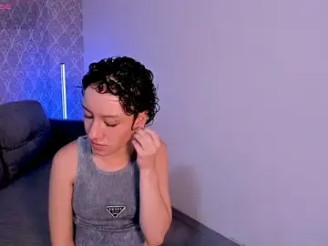 Stripchat Sex Cam of NohaCooper