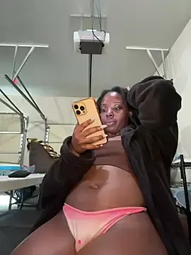 Stripchat Best Webcam of thechocolatepeach