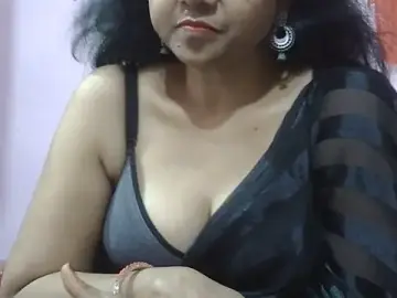 Stripchat Nude Webcam of Pooja-suman