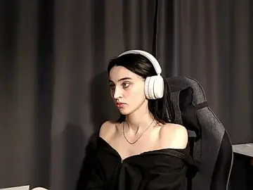 Stripchat Live Porn of NightFoxxx