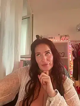 Stripchat Best live sex cam show of Engel_babe