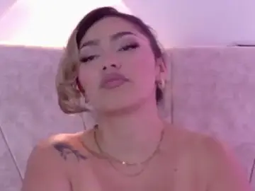 Stripchat Sex Chat of Maddy_Beluci