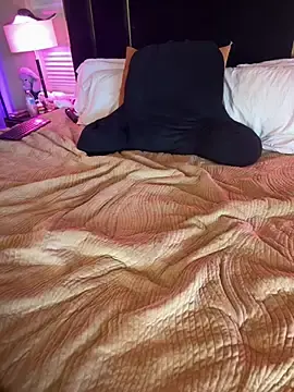 Stripchat Watch Live Sex Cams of KarissaChantelle