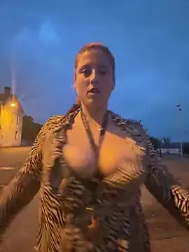 Stripchat Free Live Porn of lumazzy