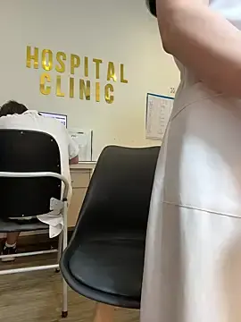 Stripchat Free Porn Cam of secretly_masturbating