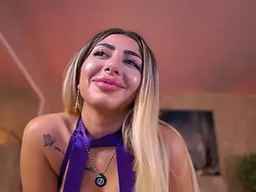 Stripchat Live Porn of LucyyRosse