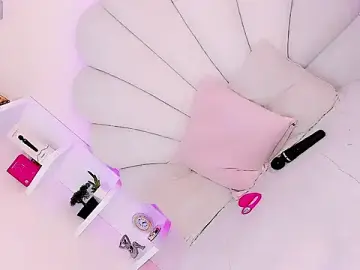 Stripchat Sex Cam of CandyJoselyn