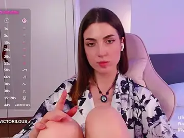 Stripchat Live Sex Cam of Mrs_Tory