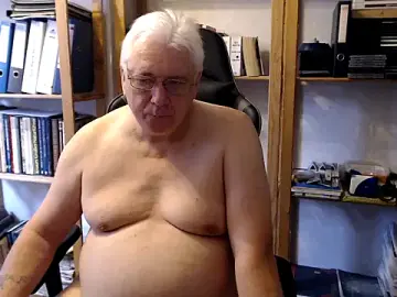 Stripchat Live Sex of SchwanzhureXXL