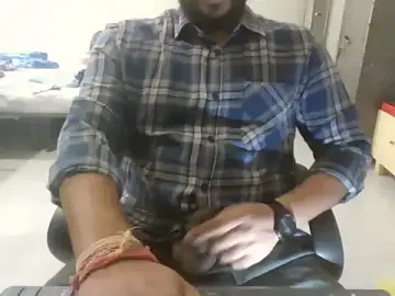 Stripchat Live Sex Cam of bigbuldgee