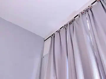 Stripchat Best Webcam of PauleteW10