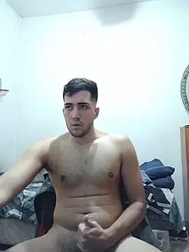 Stripchat Best Webcam of agustinn_r