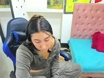 Stripchat Free Live Porn of miaa_scott7