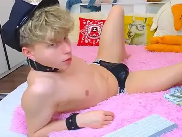 Stripchat Watch Live Sex Cams of LandelRay