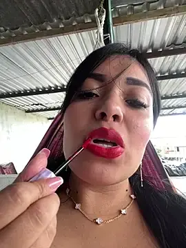 Stripchat Adult Video Chat of _SARA_69
