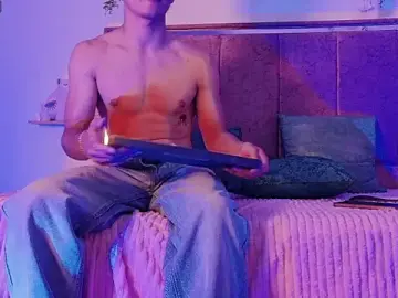 Stripchat Best Webcam of Enzo_Duran