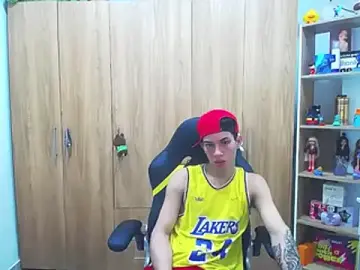 Stripchat Live Sex Cam of Pride_couple