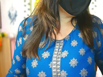 Stripchat Sex Cam of thyAnvi