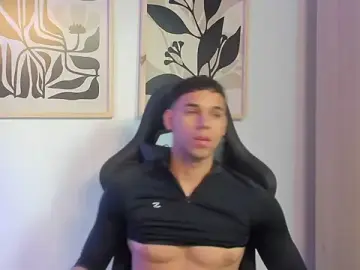 Stripchat Adult Webcam of Santana_maximo