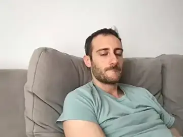 Stripchat Nude Webcam of LukaShyGuy