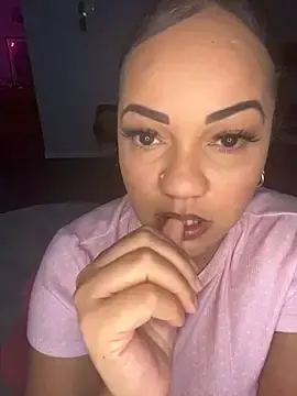 Stripchat Adult Webcam of DestineeJayde