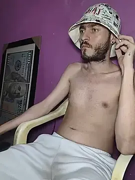 Stripchat Adult Webcam of bigcockwhite777