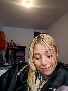 Stripchat Best live sex cam show of sofigirlgold