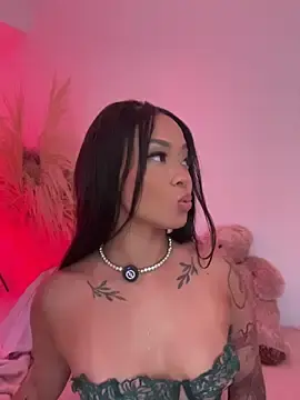Stripchat Free Live Porn of ItsBellaPorch