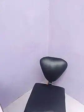 Stripchat Live Sex Cam of camila_hot_05