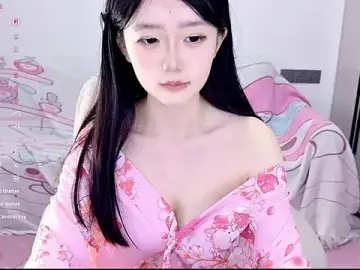 Stripchat Adult Webcams of KylinKylin