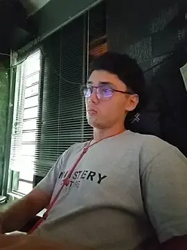 Stripchat Free Porn Cam of SrJacobs