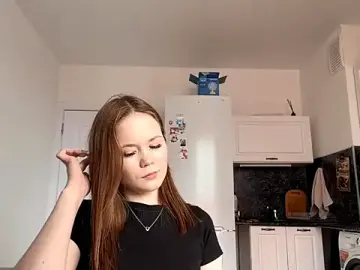 Stripchat Free Porn Cam of LauranAngelbeck