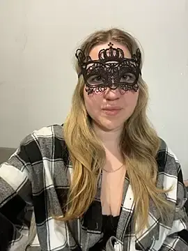 Stripchat Adult Webcam of MarieHeartt