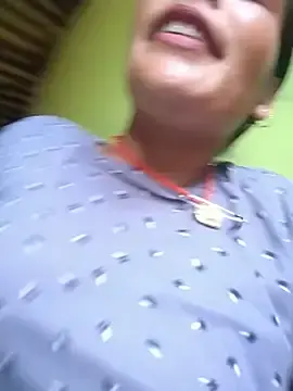 Stripchat Free Porn Cam of Hot_Kajal5