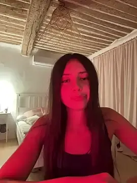 Stripchat Live Sex of Lolafontaine2008