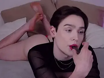 Stripchat Sex Cam of RobbyCharming