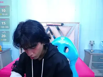 Stripchat Best live sex cam show of alex_477
