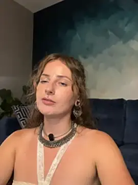 Stripchat Adult Webcam of miamiamuse